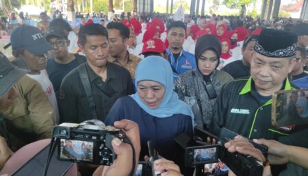 Khofifah Indar Parawansa: Selamat Bertugas Pak Prabowo dan Mas Gibran Khofifah Indar Parawansa : Selamat Bertugas Pak Presiden Prabowo dan Mas Gibran