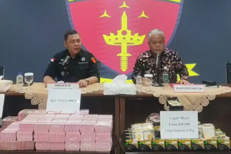 Rincian Uang Rp920 Miliar yang Ditemukan Mantan Petinggi MA Zarof Ricar