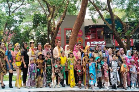 Batik Fashion Streat, Pemkab Pasuruan Dorong Sektor Ekonomi Kreatif