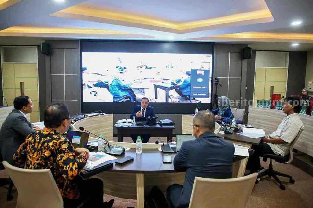 Eri Cahyadi Lolos Ujian Kelayakan Disertasi di Unair Surabaya, Bahas Apa?