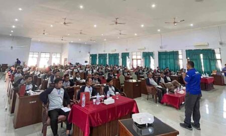 Cuaca Makin Tak Menentu, Para Nelayan di Situbondo Belajar Pahami Laut
