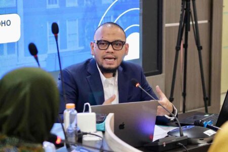 Pengamat Kritik DPR yang Prioritaskan RUU Tax Amnesty Kandidat doktor di bidang Hukum dan Pembangunan Universitas Airlangga, Hardjuno Wiwoho.