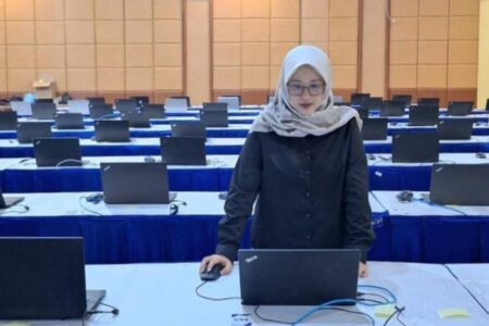 Foto: Tim Unigoro menyiapkan sarana prasarana untuk pelaksanaan SKD CPNS 2024/Istimewa.