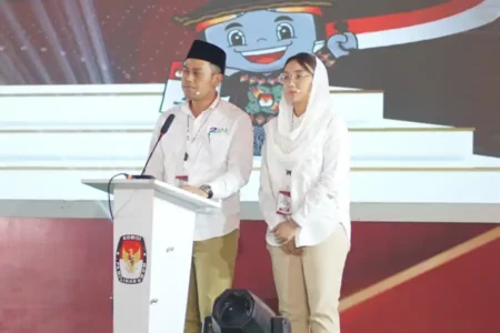 Hadir di Debat Kedua Pilwali Blitar, Djarot Diapresiasi Ibin-Elim foto beritajatim