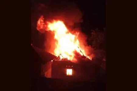 Kebakaran di Desa Puntukdoro, Plaosan, Magetan, Selasa (15/10/2024).