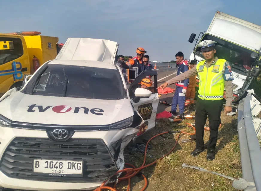 Kecelakaan Mobil Kru TV One di Tol Pemalang, Tiga Meninggal Laka Pemalang