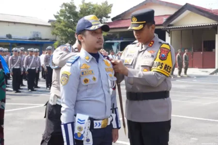 Hadiri Apel Gelar Operasi Zebra Semeru 2024, Pjs Bupati Kediri: Agar Aman dan Nyaman foto beritajatim