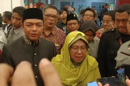 Risma-Gus Hans Unggul Sementara di Polling Debat beritajatim on X foto beritajatim