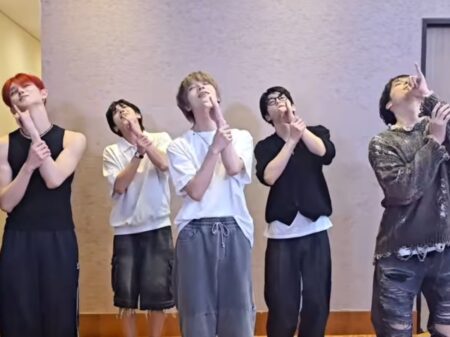 Tangkapan layar video TXT ikut tren 'Gara Gara Sebotol Minuman'. (Instagram/txt_bighit)