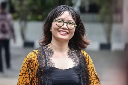 Prof Stella Christie