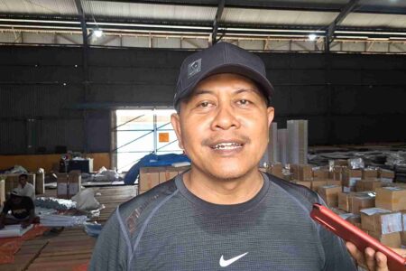 Timbulkan Opini Liar, KPU Lamongan Jelaskan Kenapa Mobil Yes-Dirham Ada di Lokasi Sortir Lipat Surat Suara