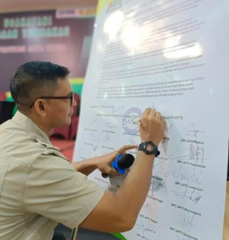Petani Tembakau Jatim Tolak Keras Aturan Baru, Ancam Masa Depan Industri