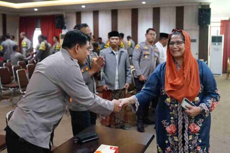 Pj Wali Kota Kediri Beri Arahan pada Rapat Netralitas Aparatur Negara dalam Pilkada 2024