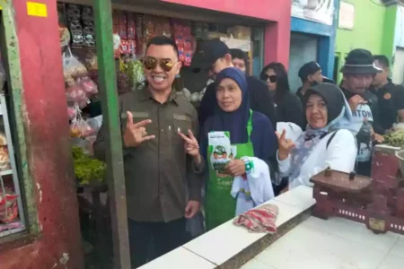 Calon Wali Kota Malang, Abah Anton di Pasar Bunul.