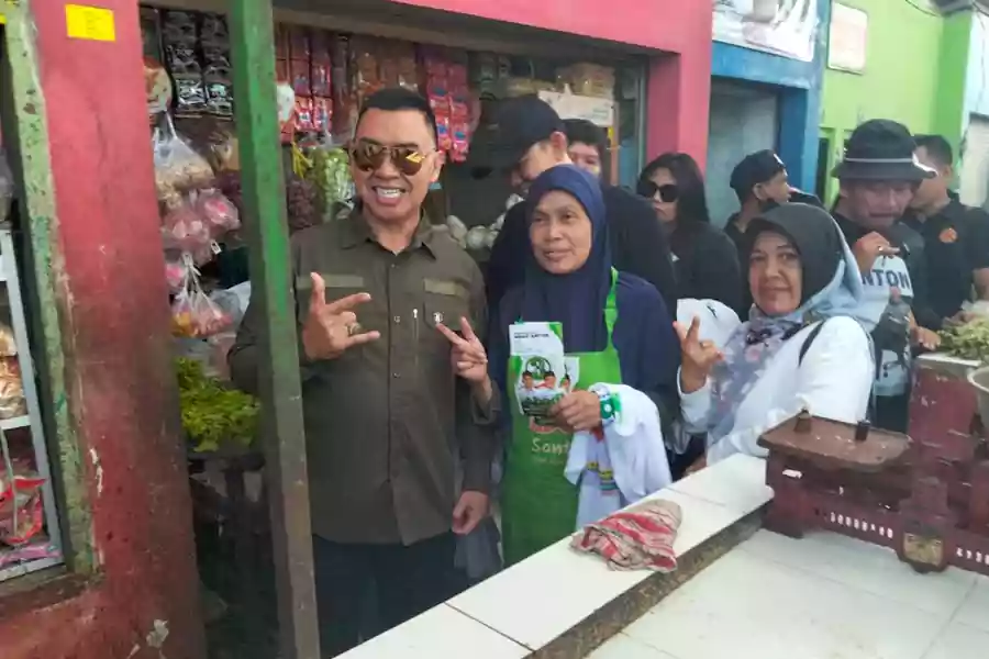Calon Wali Kota Malang, Abah Anton di Pasar Bunul.