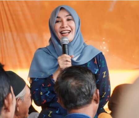 Cabup Nganjuk Viral! Inovasi Padi Jadi Beras dan Bawang Jadi Brambang Goreng, Begini Klarifikasinya! Bunda Ita Cabup Nganjuk Viral Inovasi Padi Jadi Beras dan Brambang Jadi Brambang Goreng, Begini Klarifikasinya!