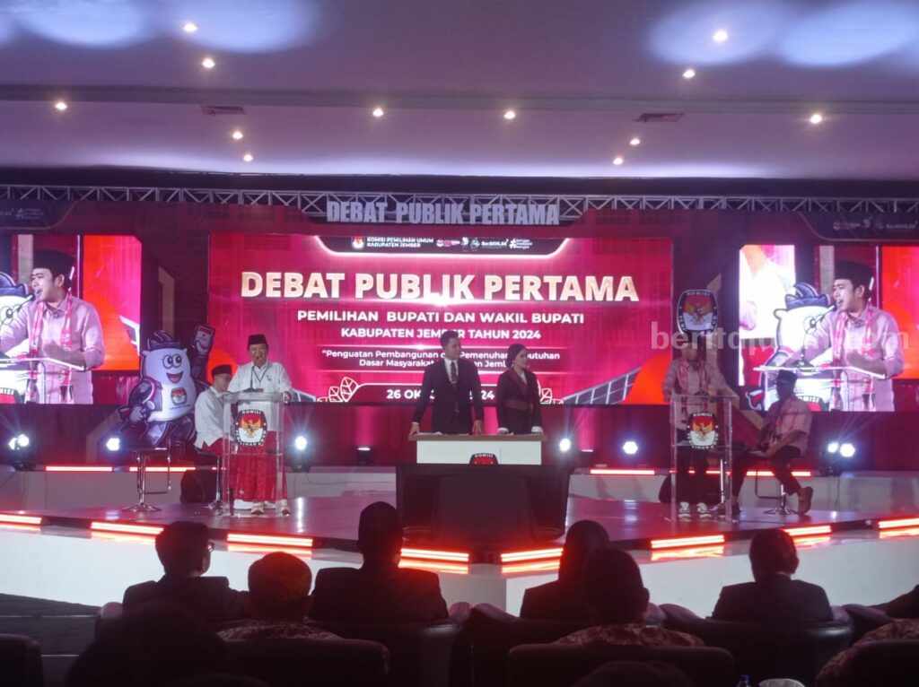 Suasana Debat Publik di Jember