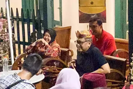 Hasto Yakin Elektabilitas Risma-Gus Hans Bakal Salip Khofifah-Emil
