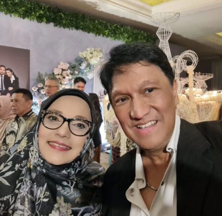 Berita Duka! Marissa Haque Istri Ikang Fawzi Meninggal Dunia, Ini Permintaan Terakhirnya Marissa Haque bersama suami Ikang Fawzi. (Akun Instagram @ikangfawzi)