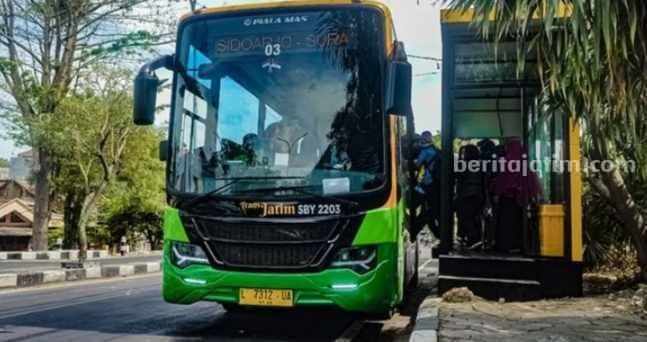 Foto halte Bus Trans Jatim