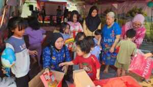 Bantuan Rp209 Juta untuk Korban Kebakaran di Tambora dari Kemensos Bantuan Rp209 Juta untuk Korban Kebakaran di Tambora dari Kemensos