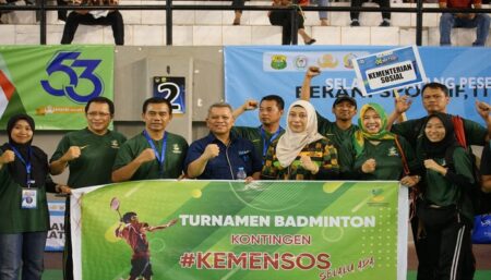 Meriahkan HUT KORPRI ke-53, Kemensos Kirimkan 10 Wakil di Turnamen Bulutangkis Makassar