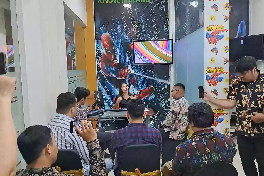 User user apartemen dan kondotel Malang City Point (MCP) mendatangi kantor KPKNL Malang.