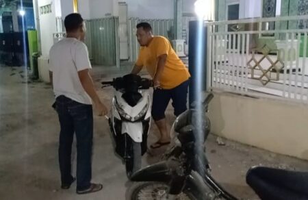 Viral, Gerombolan Pemotor di Jombang Serang Warga Pakai Sajam dan Rampas Kendaraan foto beritajatim