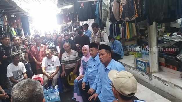 Singgah di Pasar Senggol Jombang, Warsubi-Salman Ingin Jadikan Destinasi Wisata Laiknya Malioboro foto beritajatim