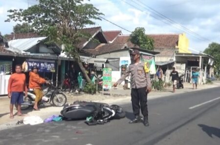 Emak-emak di Jombang Tewas Diseruduk Truk foto beritajatim