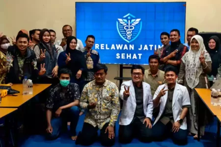 Pasca Debat, Relawan Jatim Sehat Deklarasi Dukungan untuk Khofifah-Emil