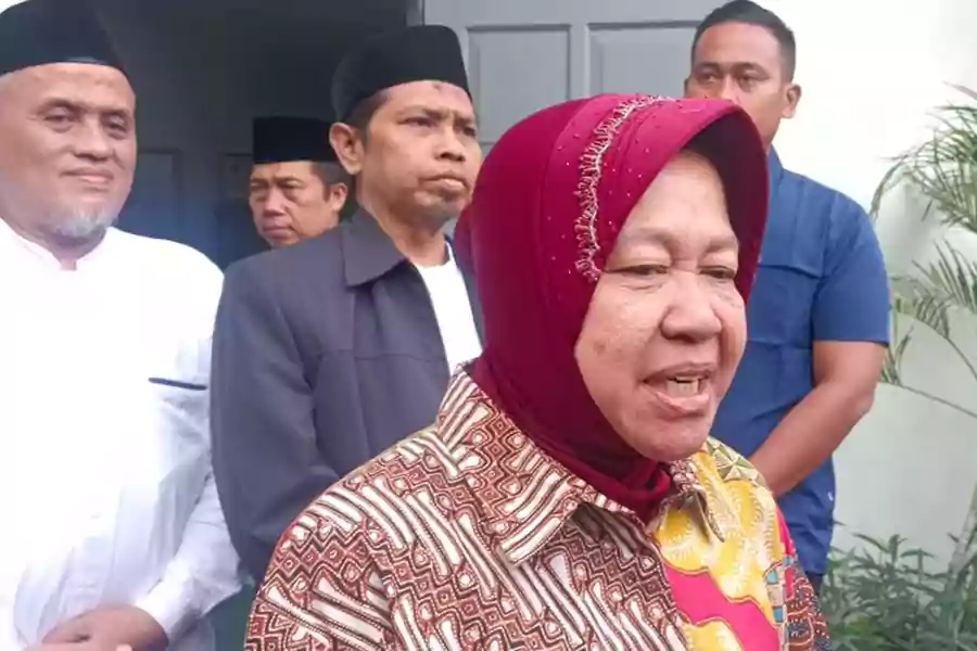 Calon Gubernur Jawa Timur Tri Rismaharini di Pondok Pesantren Hidayatullah Surabaya (Rama Indra/Beritajatim.com)