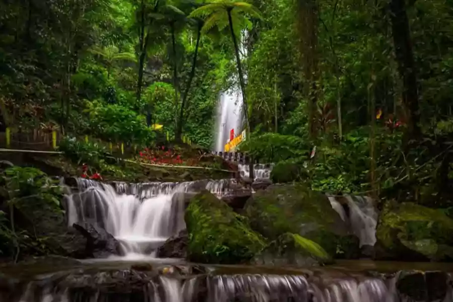 Liburan ke Wisata Alam Air Terjun Dlundung Mojokerto, Segini Harga Terbarunya