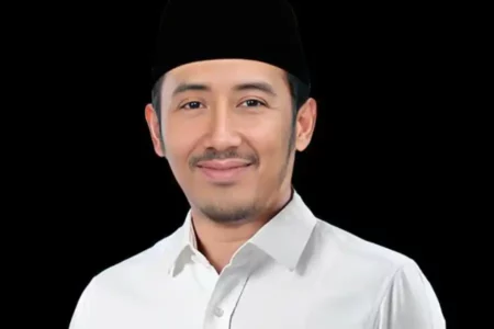 Tokoh Muda NU Ini Dukung Komisi III DPR Panggil Kapolda NTT foto beritajatim