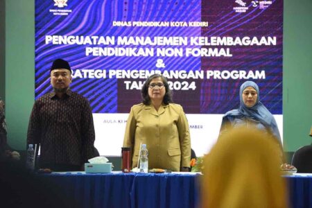 Arahan Pj Wali Kota Kediri Pada Workshop Manajemen Kelembagaan Non Formal foto beritajatim