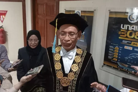 Unair Siap Produksi Vaksin PMK Awal 2025 Foto BeritaJatim.com