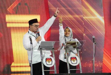 Hasil Survei: Petahana Unggul di Debat Publik Perdana Pilbup Kediri 2024 Foto BeritaJatim.com