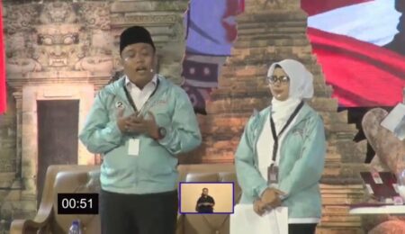 Debat Kedua, KPU Blitar Larang Paslon Bawa Contekan foto beritajatim