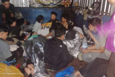 Lima Pendaki di Gunung Lawu Magetan Alami Hipotermia, Cuaca Buruk Jadi Pemicu Gunung Lawu