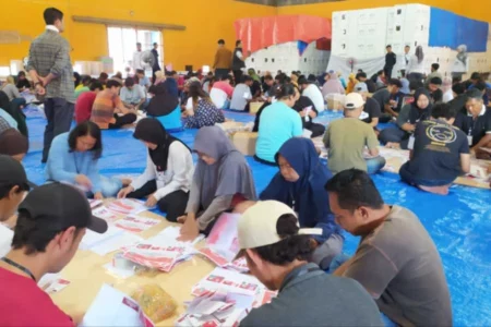 KPU Ngawi Targetkan Pelipatan Surat Suara Selesai Dua Hari foto beritajatim