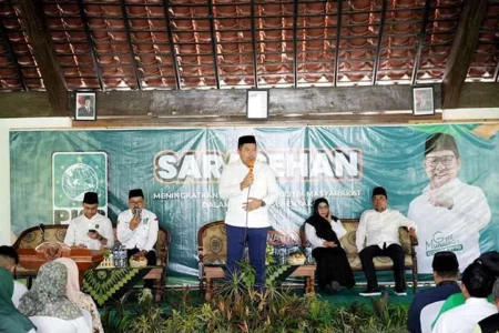 Lukman Janjikan Subsidi Pupuk hingga 50 Persen ke Petani Magetan Foto BeritaJatim.com