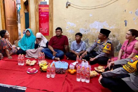 Keluarga Korban Innova Maut Surabaya Sempat Ditawari Uang Damai Foto BeritaJatim.com