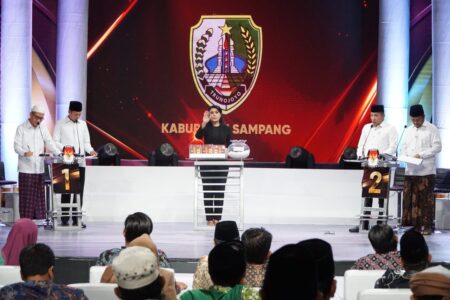 Dampak Konflik Berdarah, KPU Sampang Gagal Gelar Debat Publik Ketiga Foto BeritaJatim.com