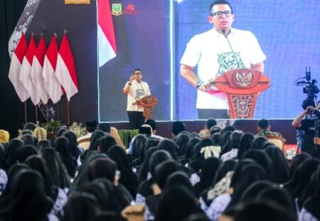 Pemkot Mojokerto Beri Penghargaan bagi Pahlawan Pendidikan Foto BeritaJatim.com