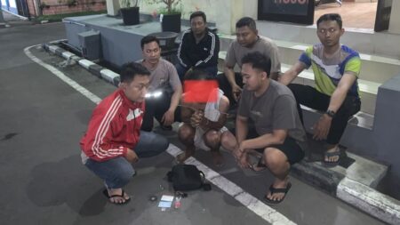 Menegangkan! Kejar-kejaran Mobil Pengguna Narkoba dan Polisi di Mojokerto Foto BeritaJatim.com