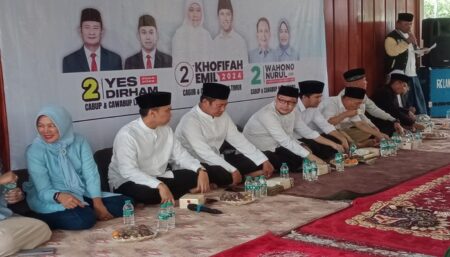 Tiga Paslon Pilkada Jatim, Lamongan dan Bojonegoro Berkumpul di Ponpes Langitan, Ada Apa? Foto BeritaJatim.com