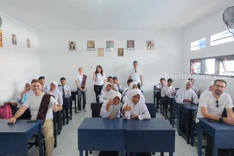 CMA CGM Foundation dan Happy Hearts Indonesia Renovasi Sekolah di Surabaya Foto BeritaJatim.com