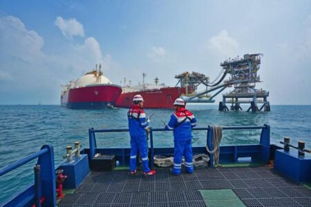 PGN Optimalkan LNG Domestik, Jamin Ketersediaan Energi di Masa Transisi Foto BeritaJatim.com