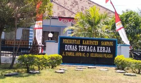 Disnaker Sampang Klaim Angka Pengangguran Turun Foto BeritaJatim.com