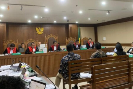 Saksi Akui Ada Kelebihan Emas yang Diberikan kepada Budi Said Foto BeritaJatim.com
